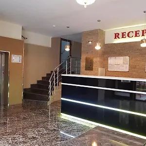 2* Otel Uranus